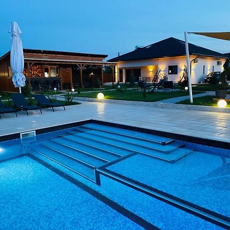 Havana Resort Murighiol Εξωτερικό φωτογραφία